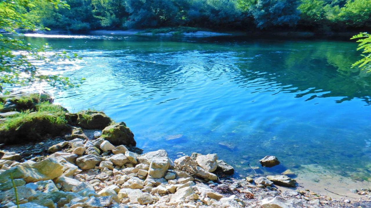 Flora&Fauna Bihać エクステリア 写真